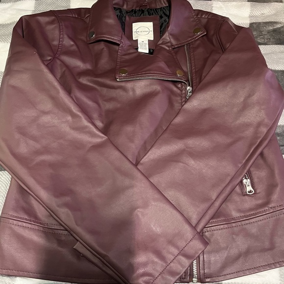 Vine and Valley, medium, purple mauve - Picture 1 of 2